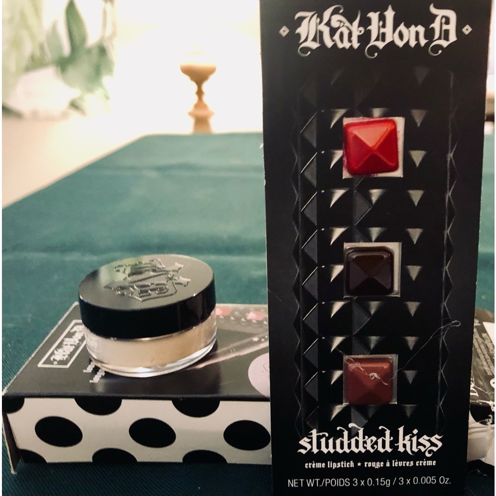 NWT Kat Von D Birthday Kit - Lock-It Setting Powder & Studded Kiss Sampler | KVD